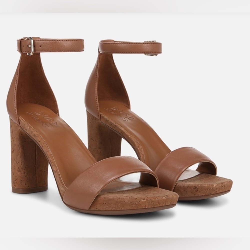 BRAND NEW Naturalizer Joy Dress Sandal Women’s size 9.5